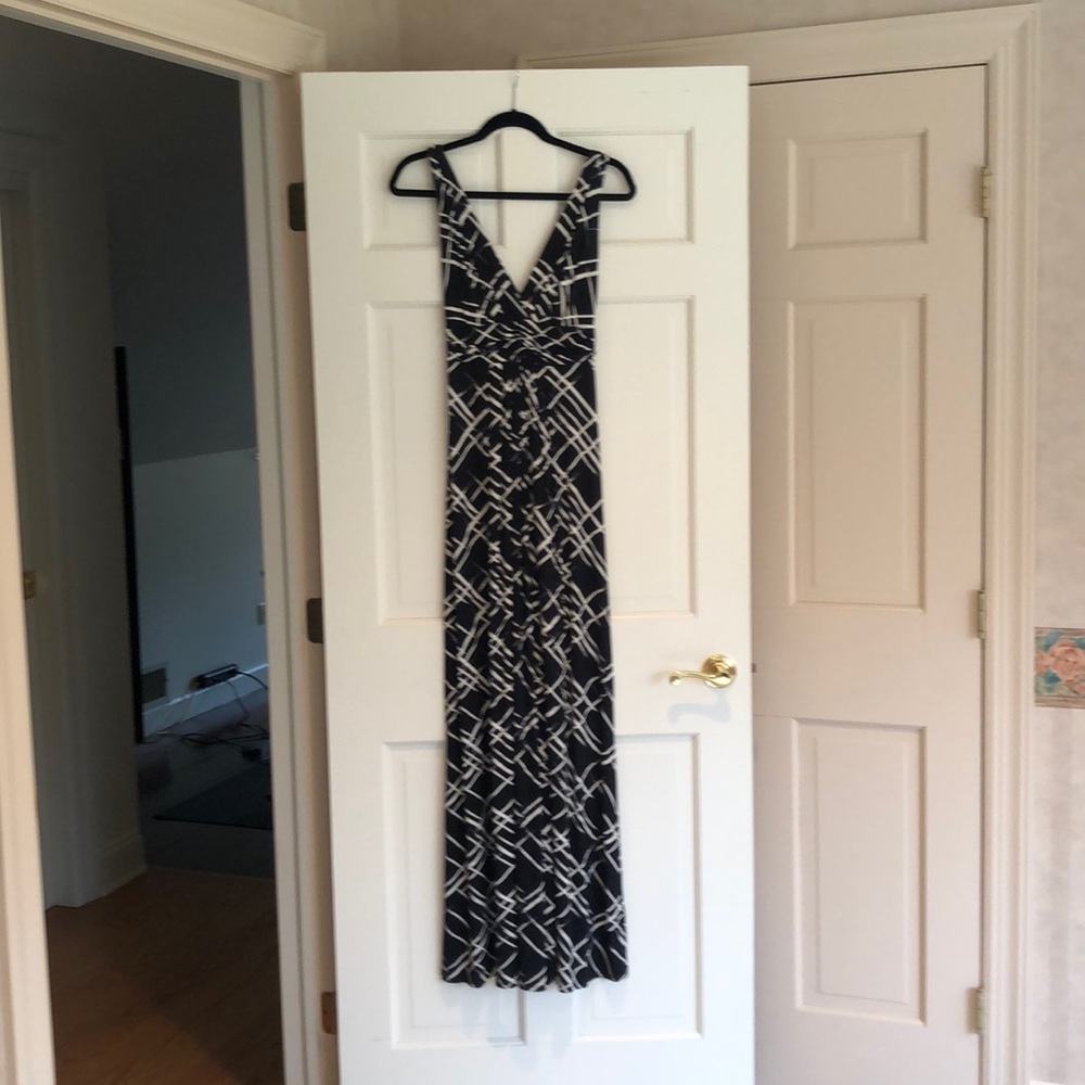 Tart maxi dress in black and white